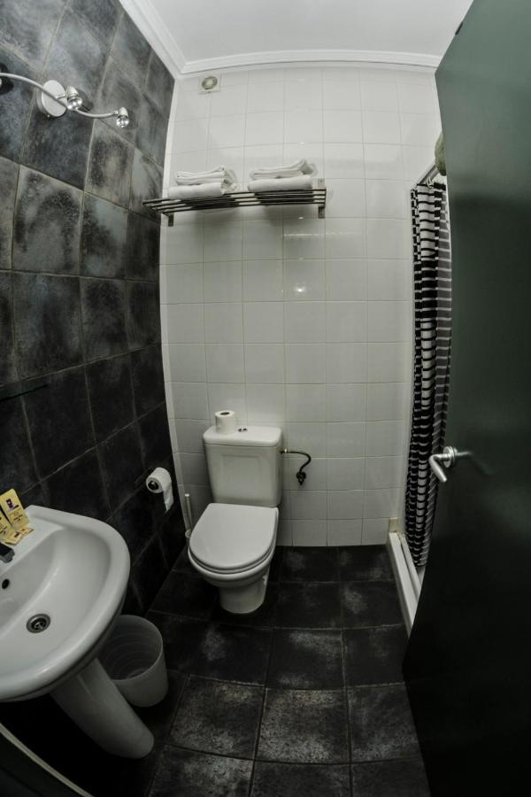 Pension Blanca B&B Леон Экстерьер фото