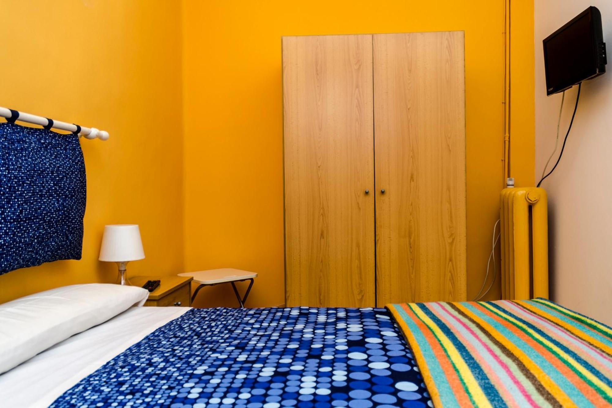 Pension Blanca B&B Леон Экстерьер фото