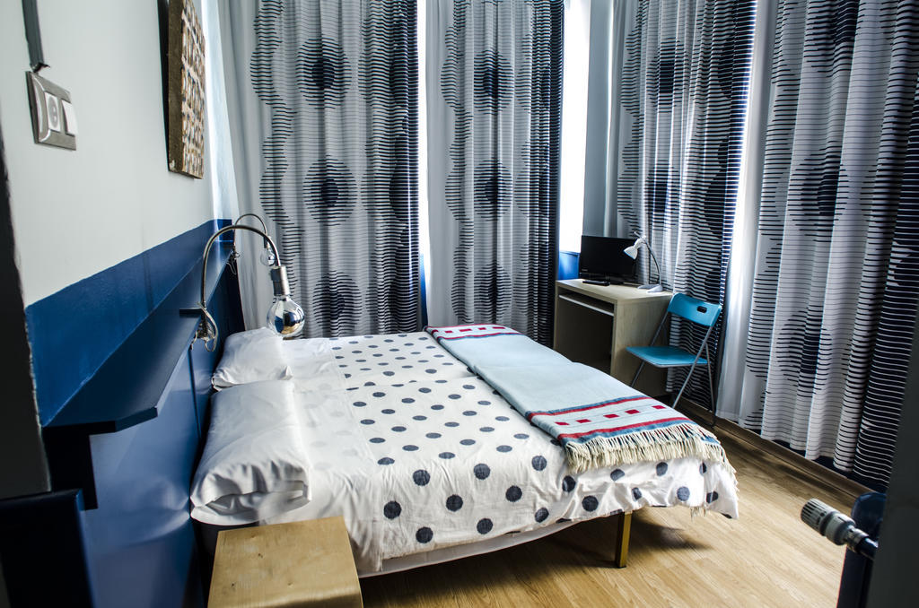 Pension Blanca B&B Леон Номер фото